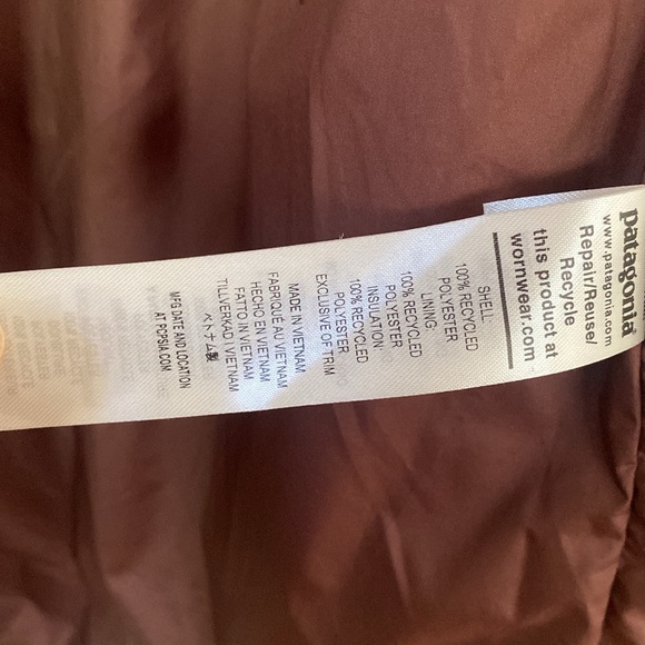 Patagonia Women’s Pine Bank Insulated Parka - Picture 9 of 11